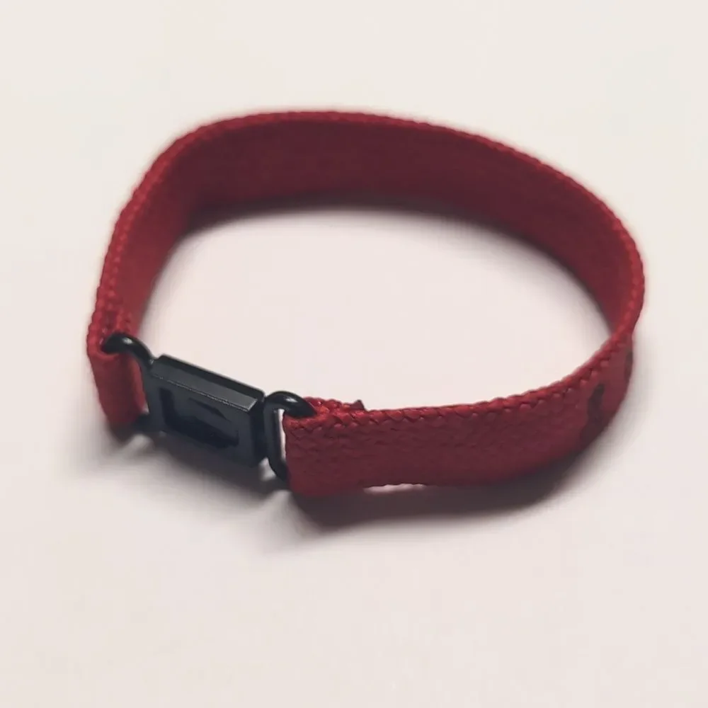 532 Red 